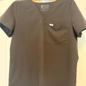 FIGS Woman’s Catarina Black Short-Sleeve V-Neck Scrub Shirt Large